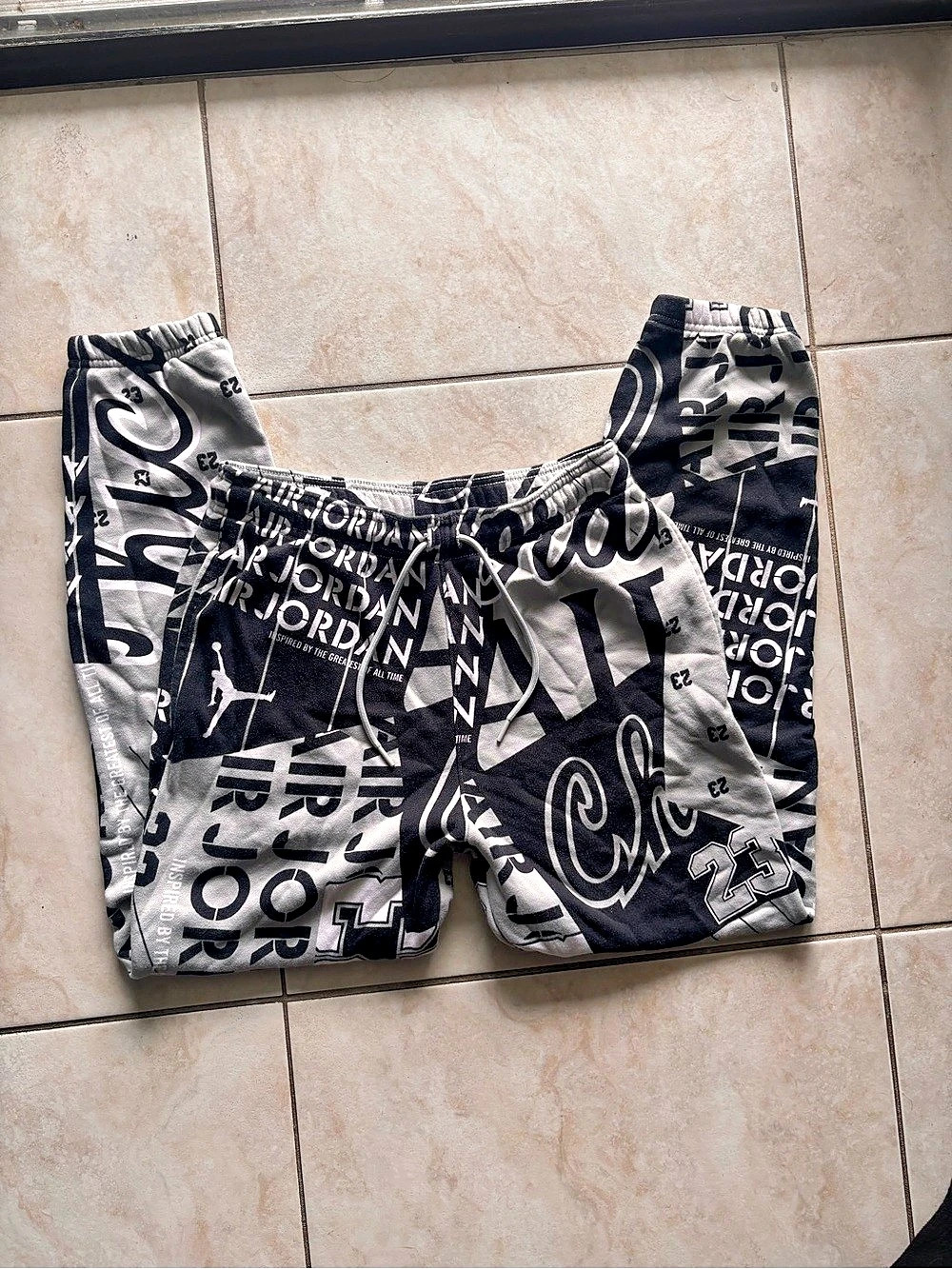 Jordan printed men’s jogger sweatpants